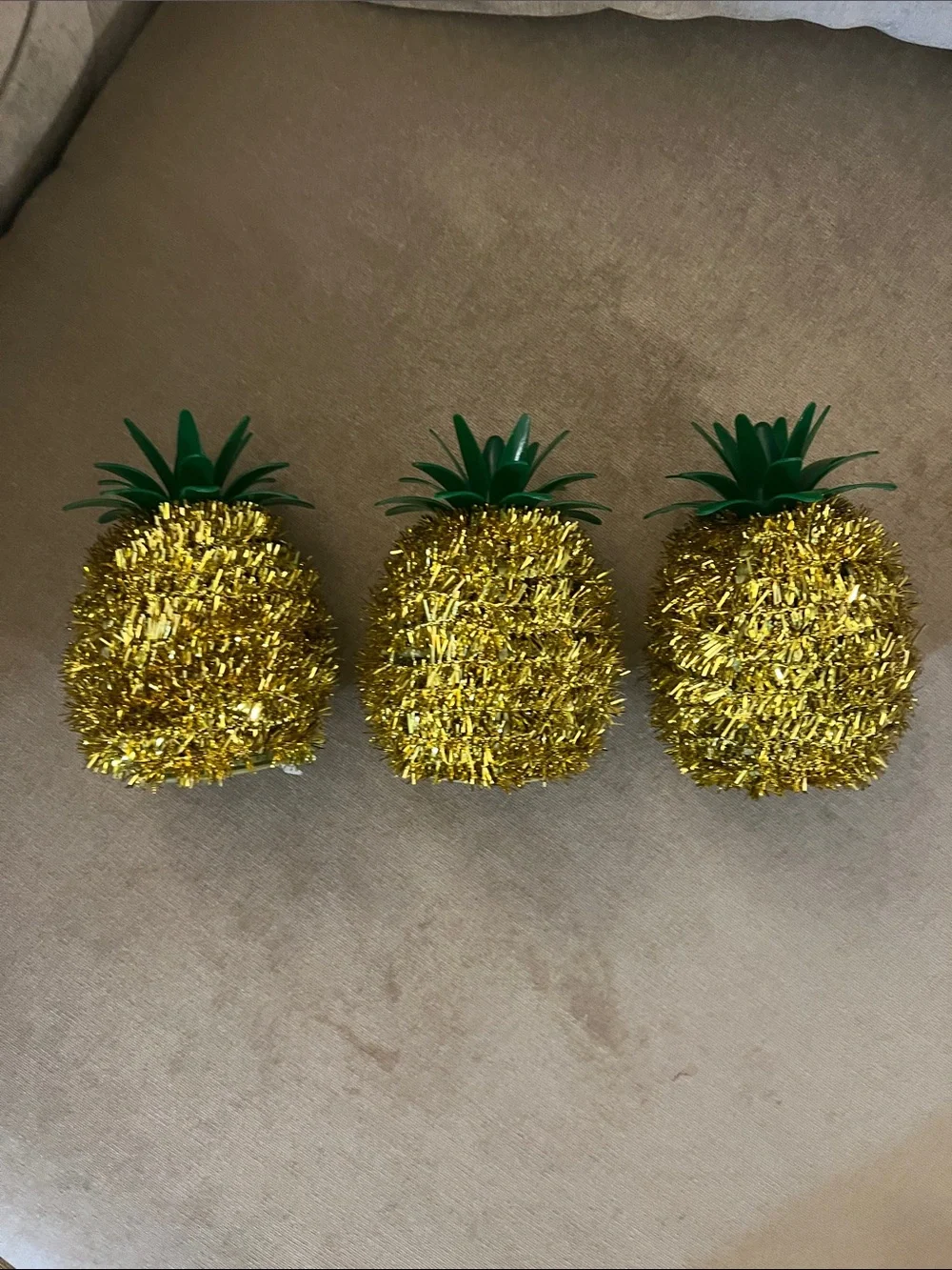 Festive Pineapple Tinsel Table Decor - Pink & Gold